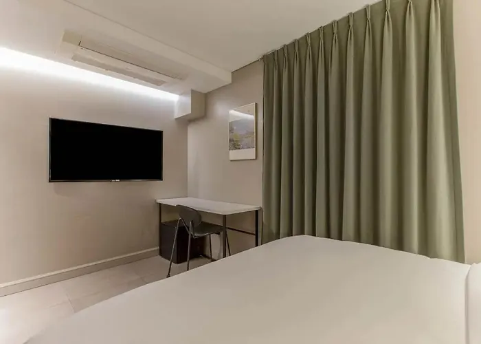 Hotel Sillim Dominique 3*