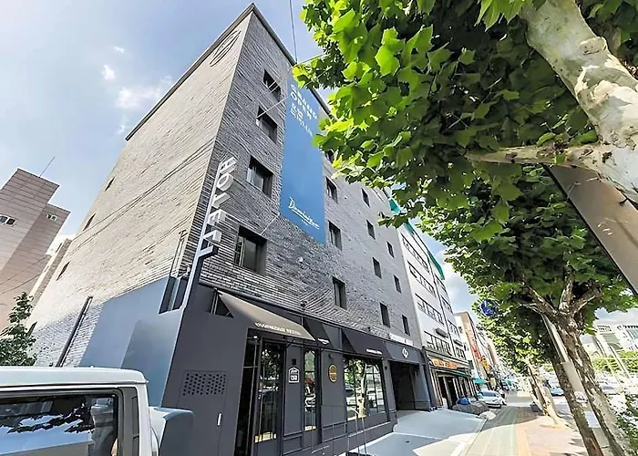 Sillim Dominique Seoul