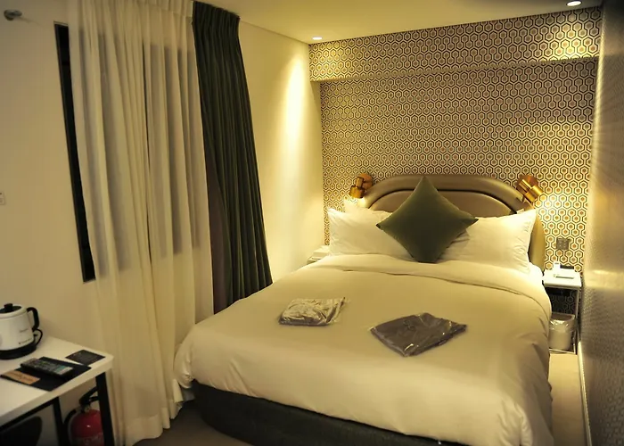 Hotel Sillim Dominique